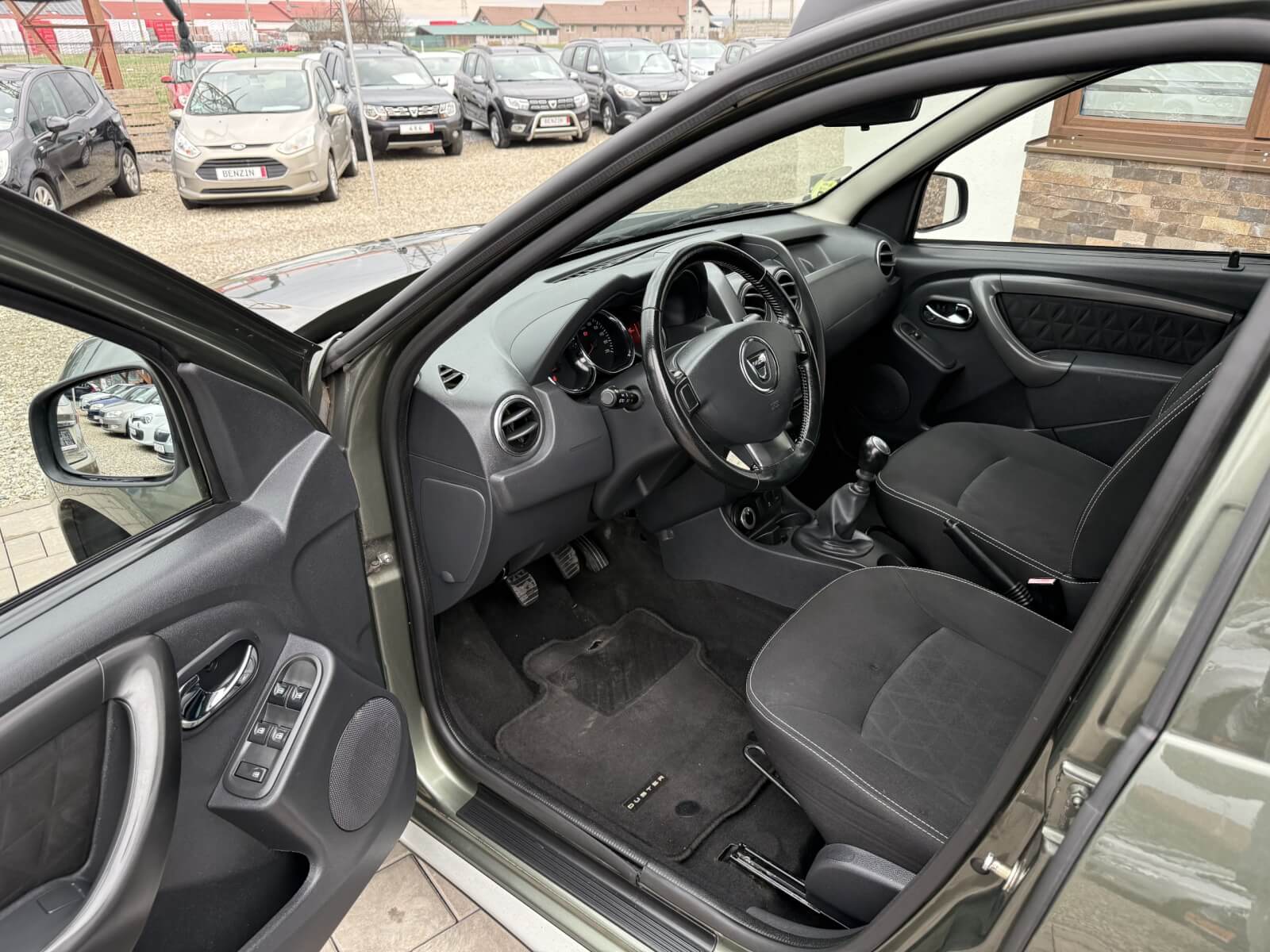 Dacia Duster 4×4 Dacia Duster 4×4