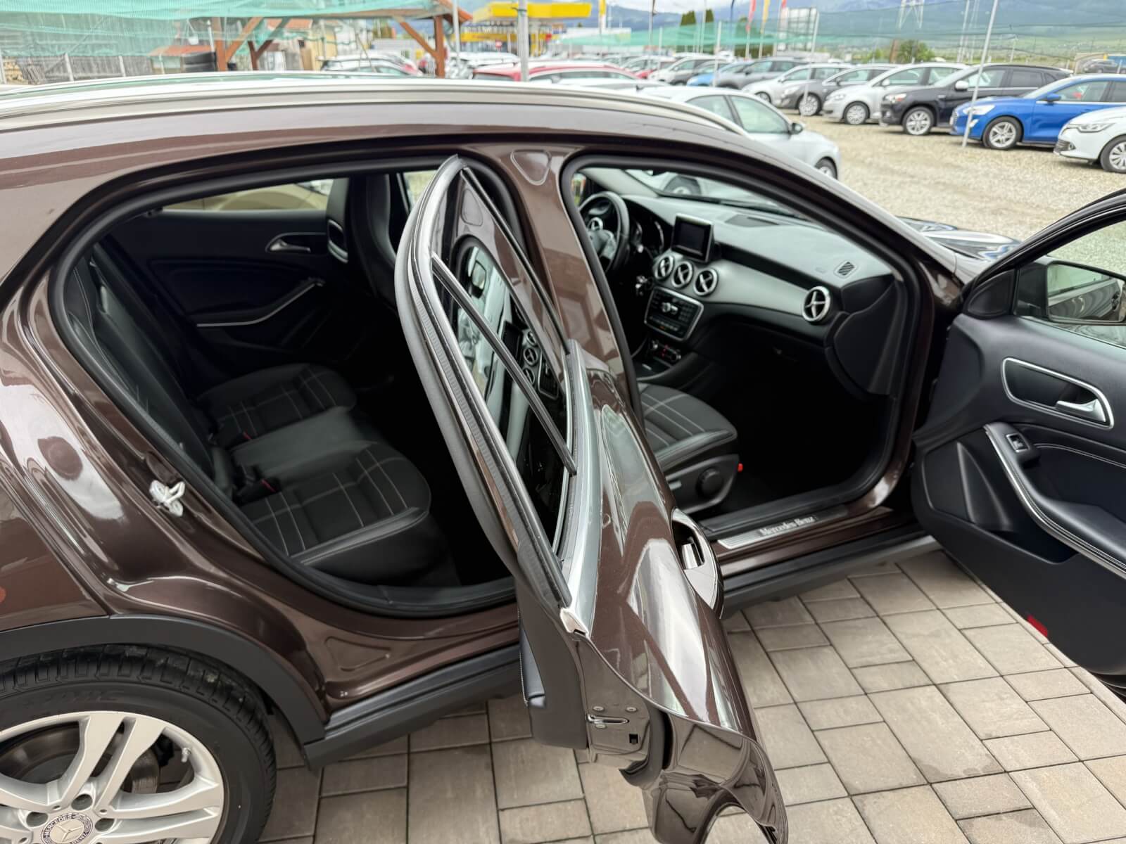 Mercedes-Benz GLA