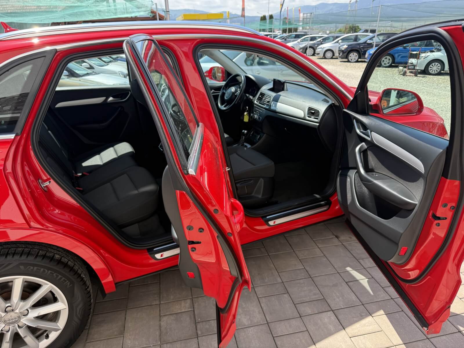 Audi Q3 Quattro Audi Q3 Quattro