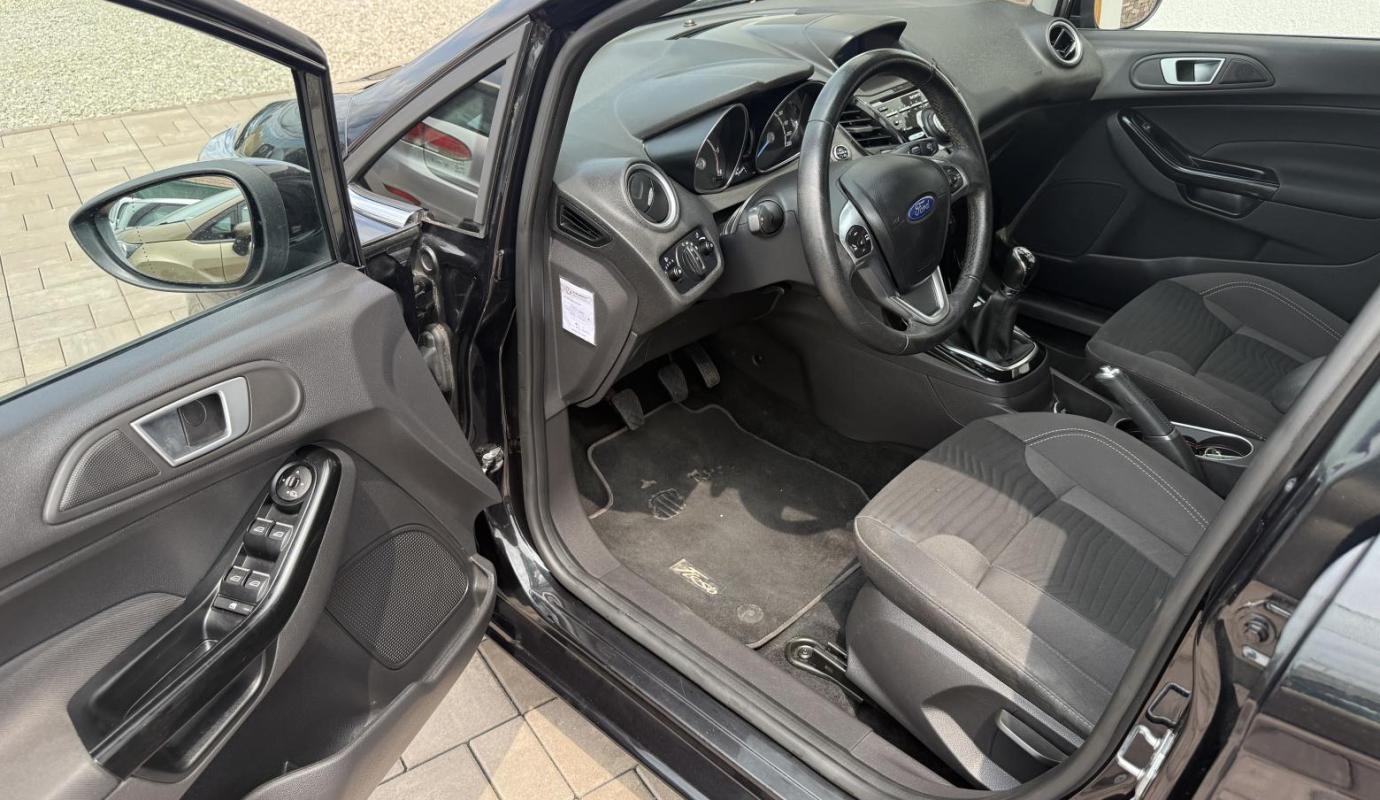 Ford Fiesta Titanium 2014