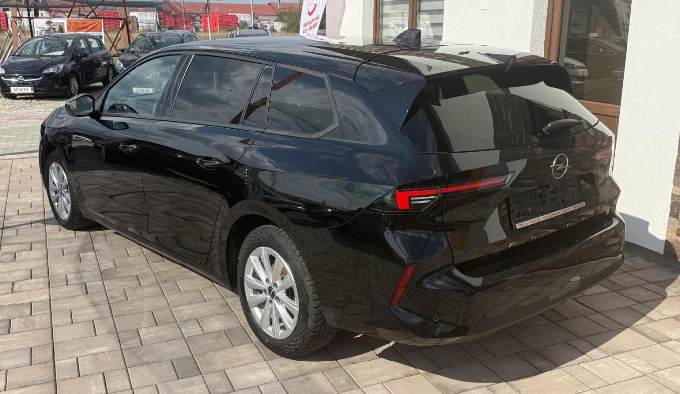 Opel Astra 2024