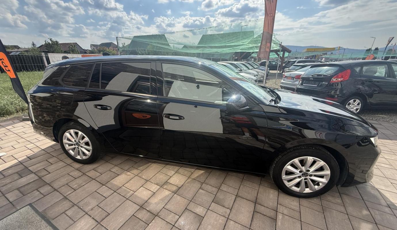 Opel Astra 2024