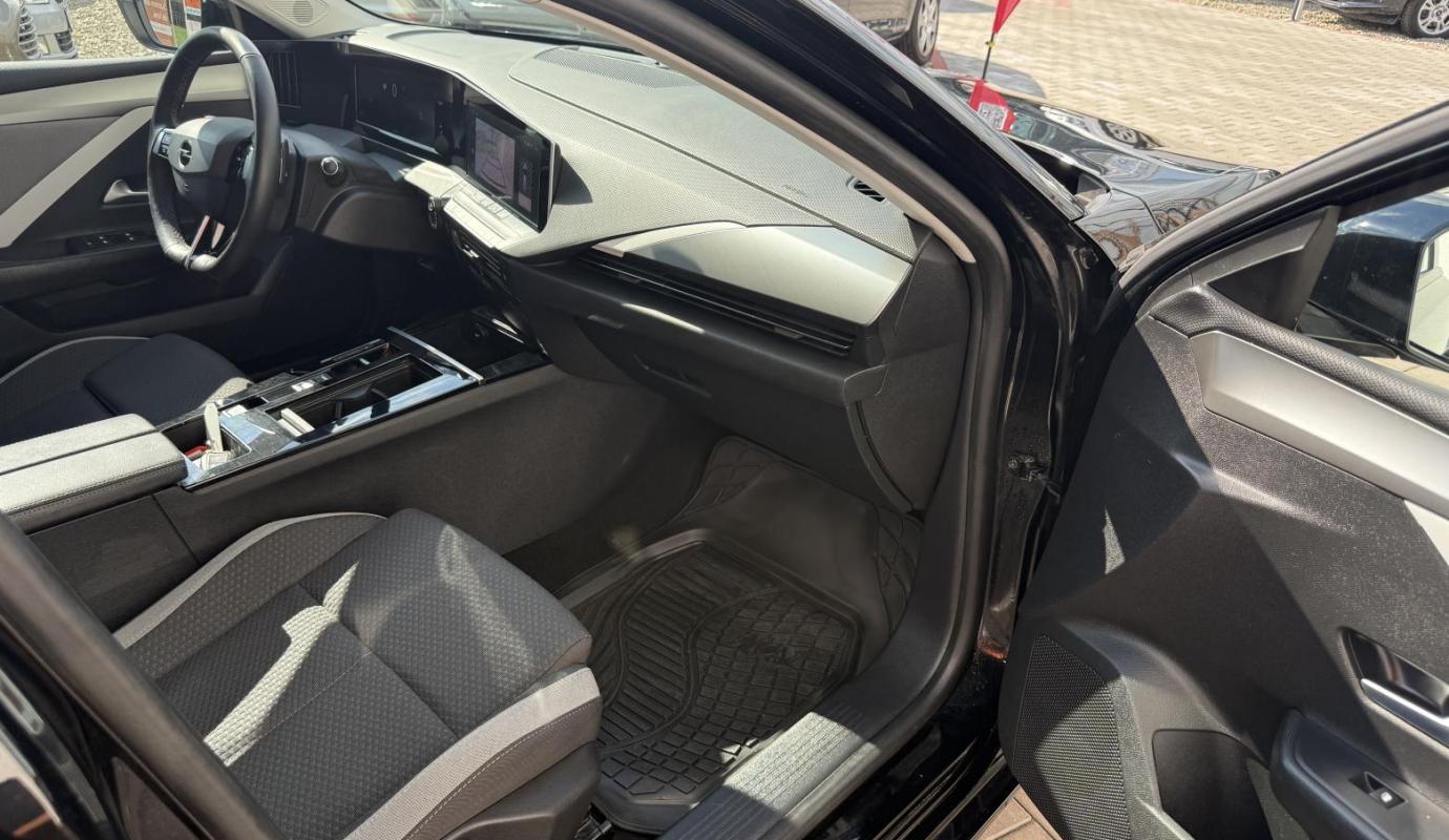 Opel Astra 2024