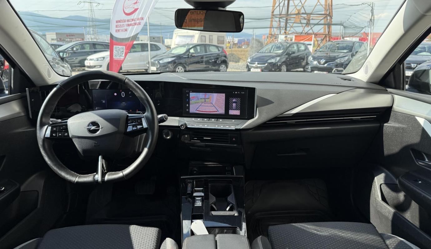 Opel Astra 2024