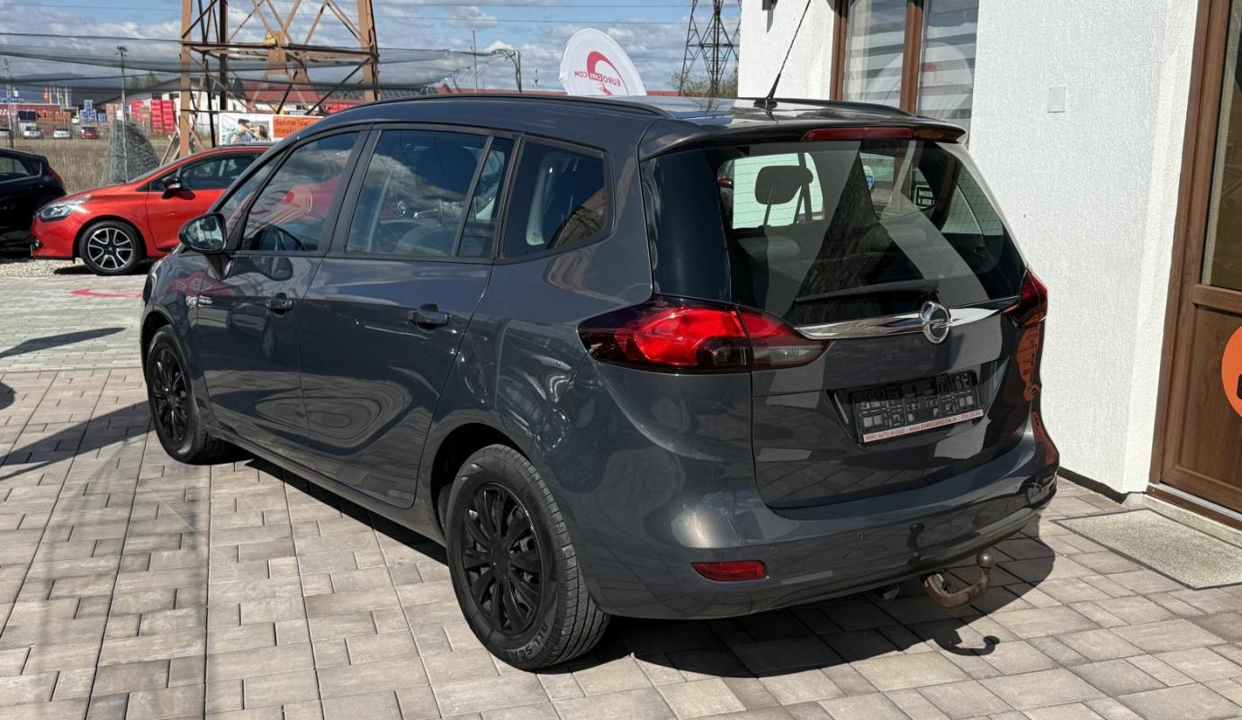 Opel Zafira 7 Locuri