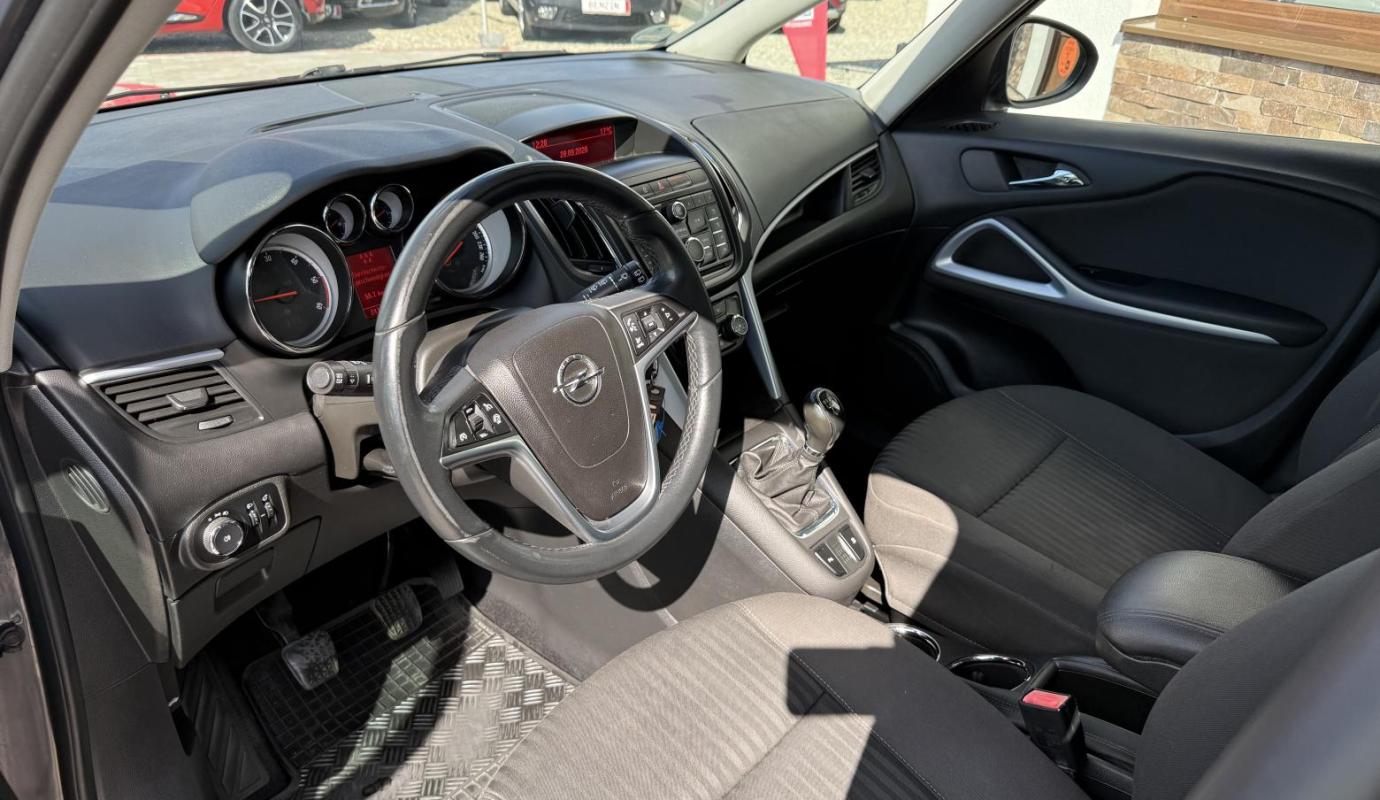 Opel Zafira 7 Locuri