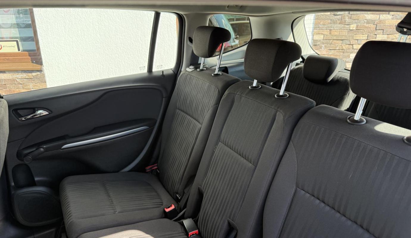 Opel Zafira 7 Locuri