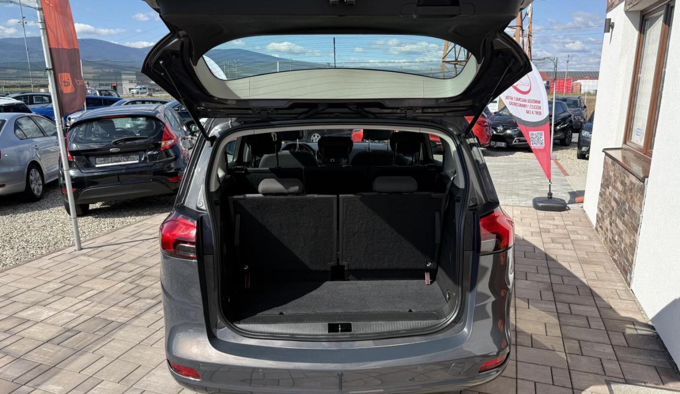 Opel Zafira 7 Locuri